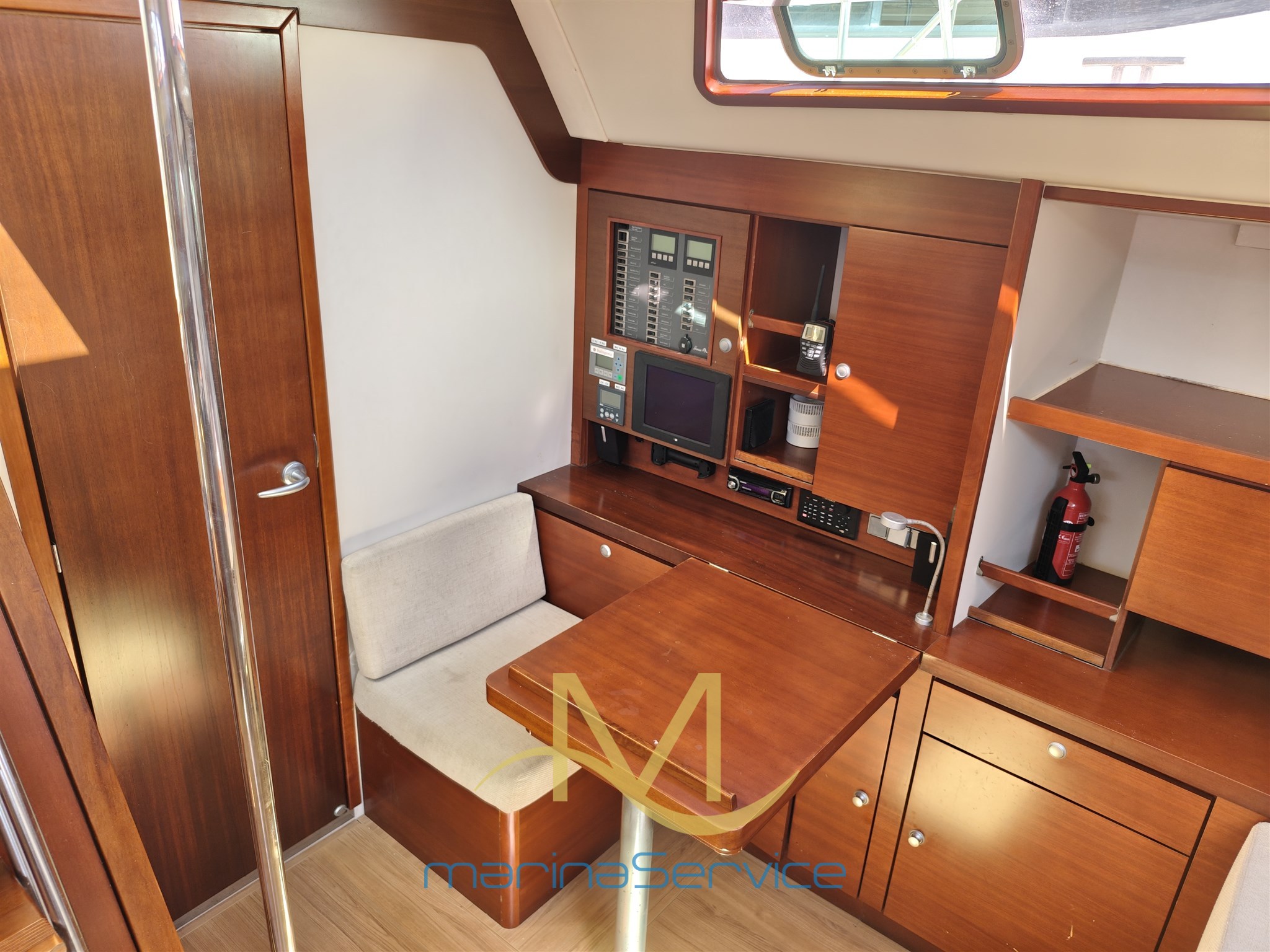 Nav station
