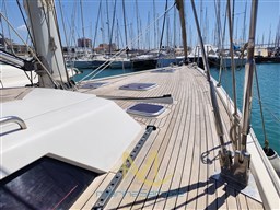 walkside on starboard