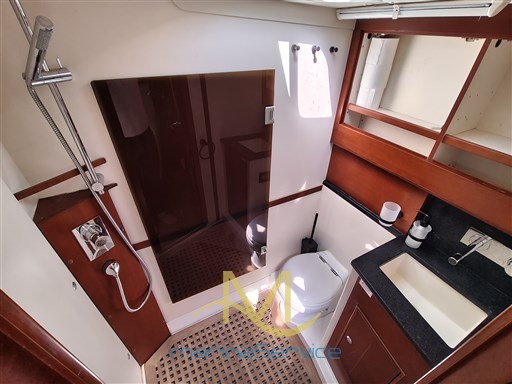 Private toilette