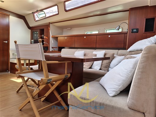Dinette back view