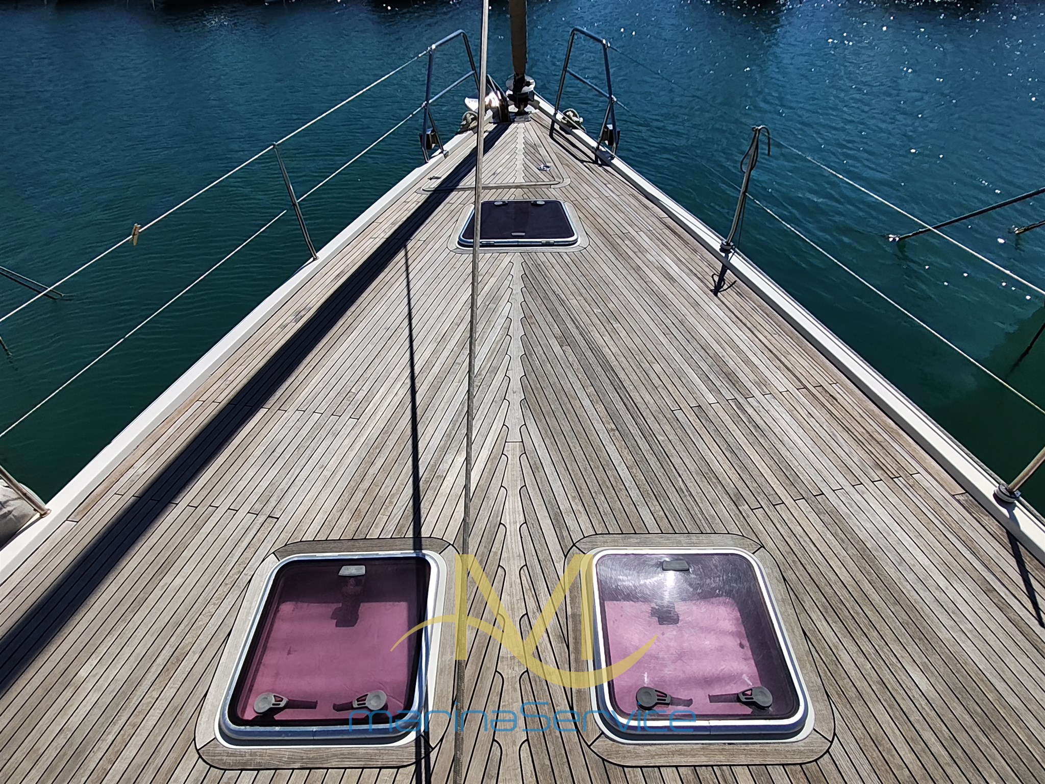 Forward deck