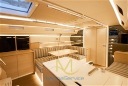 IY 16.98 interni (9)