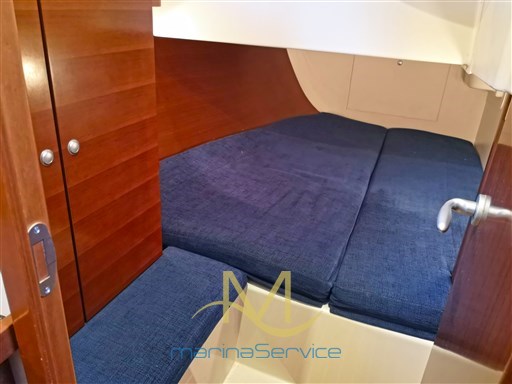 Aft starboard cabin
