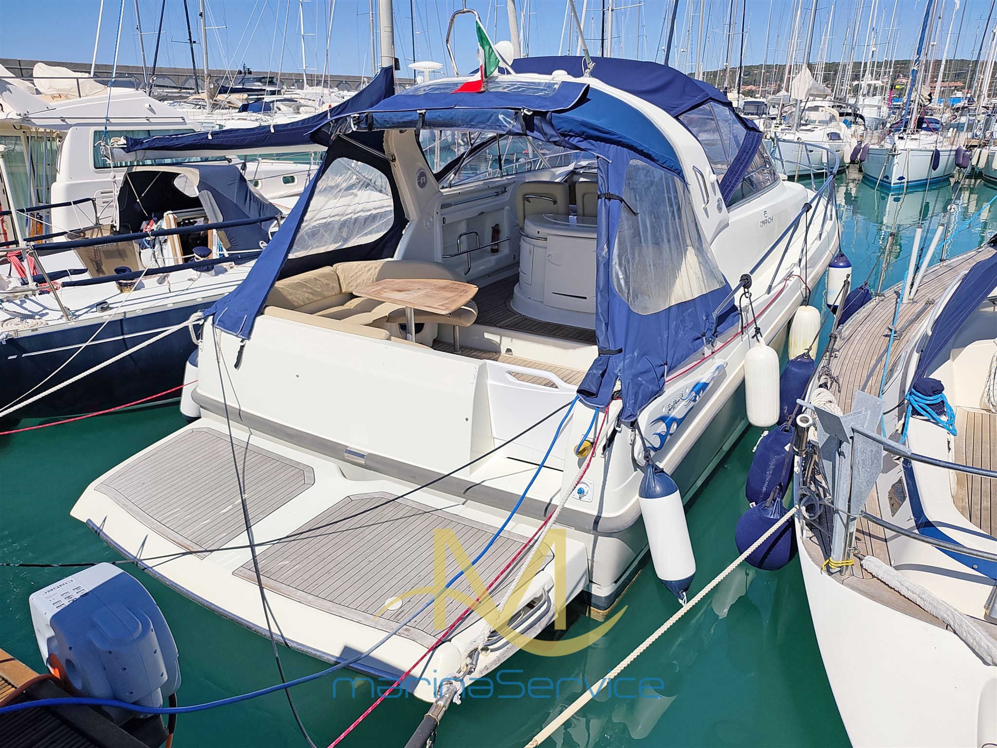 Stern starboard side