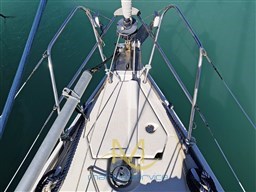 Bow and ancor roller