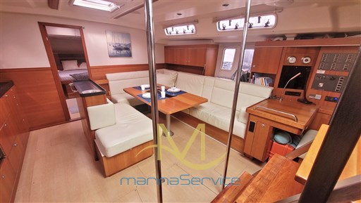 Nav station and dining