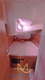 Aft cabin on port