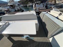 T5 tavolo pozzetto