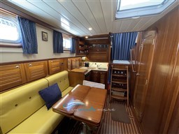 Menorquin 120 dinette 3