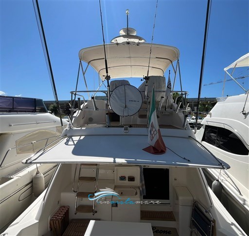 Riviera 40  fly