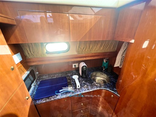 CAYMAN 38 CUCINA