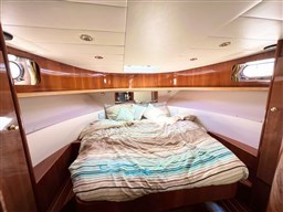 CAYMAN 38 CAMERA ARMATORE
