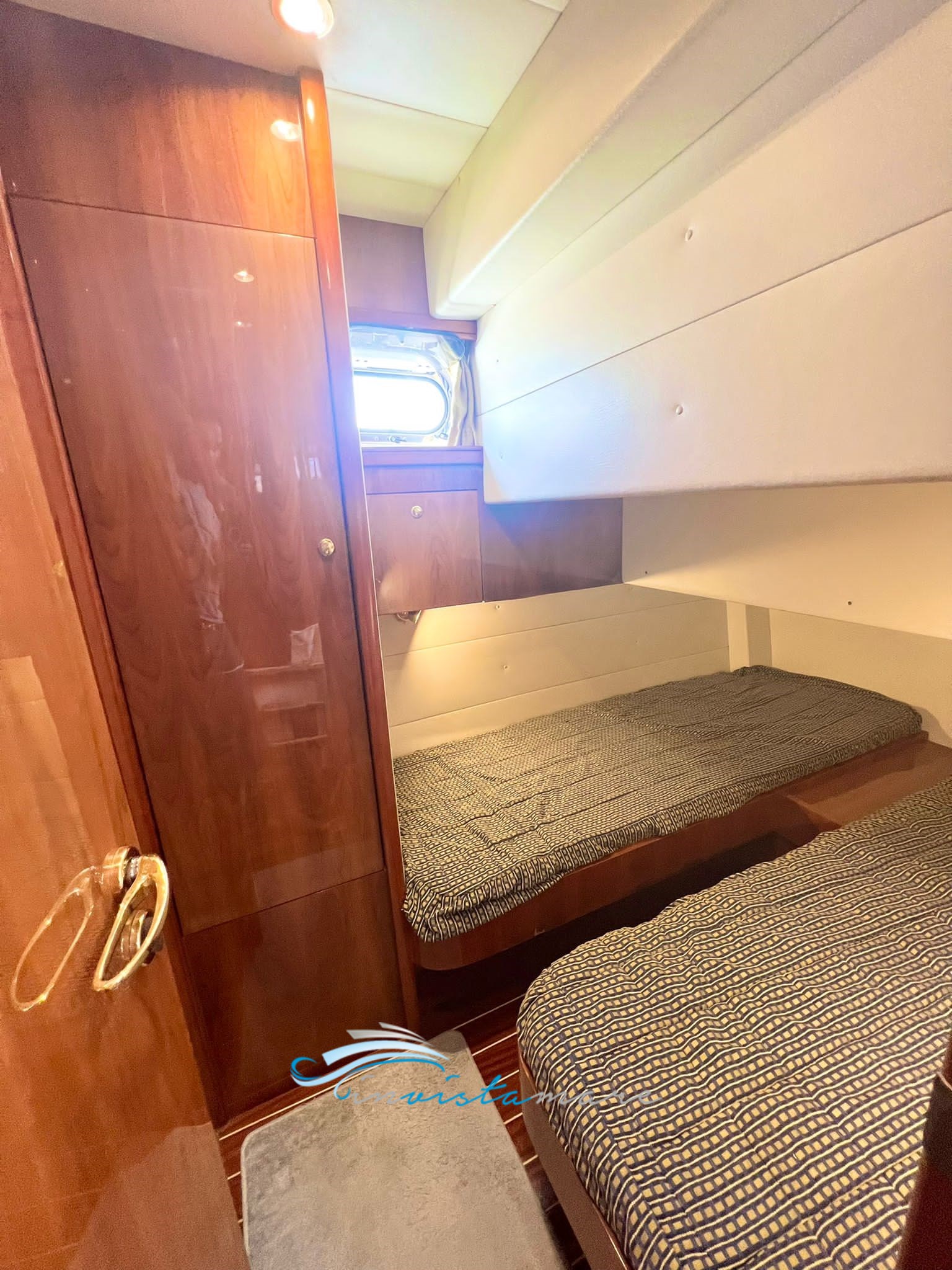 CAYMAN 38 CAMERA DOPPIA