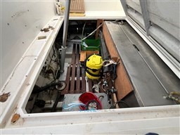 Rover 33  sala macchine