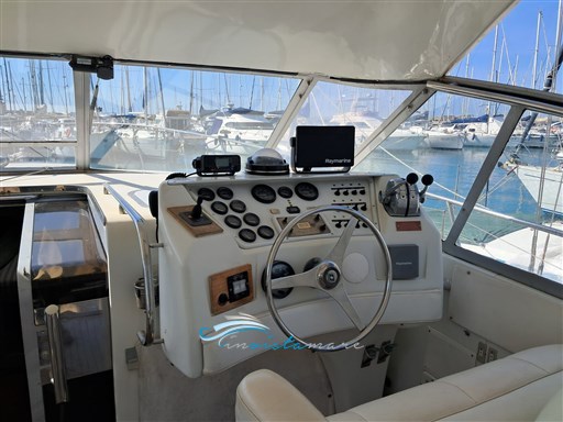 Bertram 38 guida