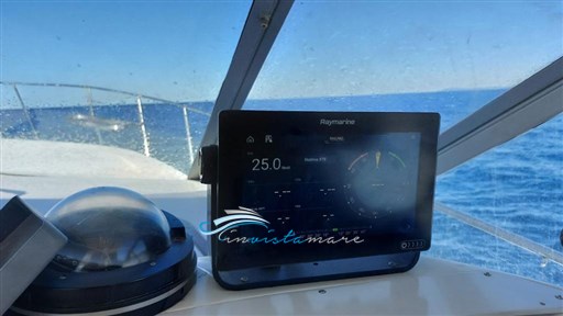 Bertram 38 strumentazione