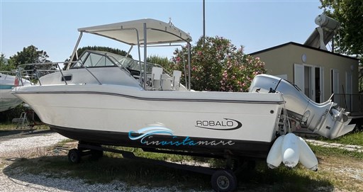 Robalo 2660