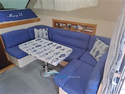 Thyphoon  dinette