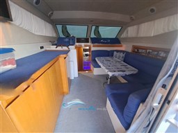 Thyphoon  interno 1