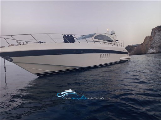 Mangusta 72 prua