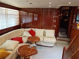 Mangusta 72 dinette