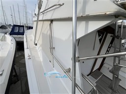 Hatteras 43  camminamenti