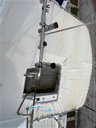 Hatteras 43  particolare (2)