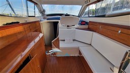 Intermare 33 dinette 2