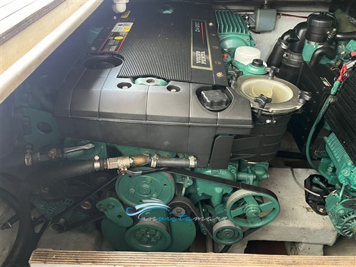Mano M32 motore