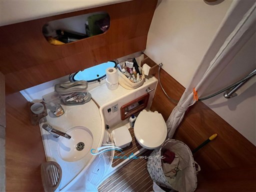 Mano M32 bagno