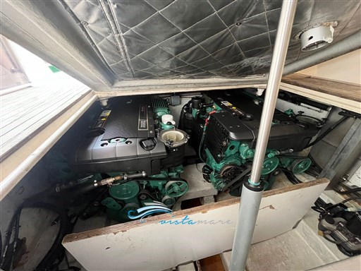 Mano M32 motori