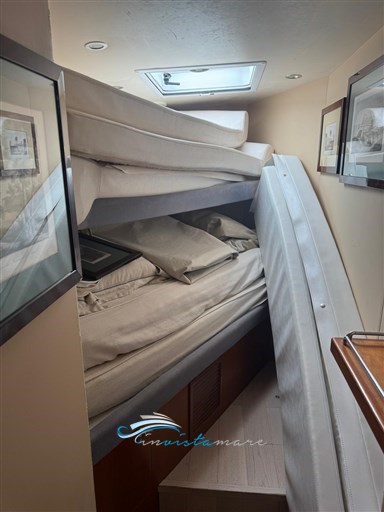 Hatteras 50 equipaggio