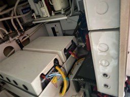 Hatteras 50 sala motore