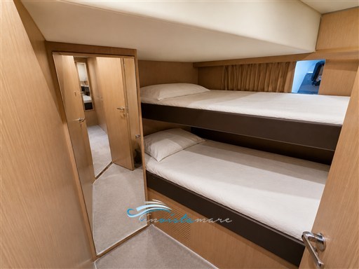 Riva 102 letti castello