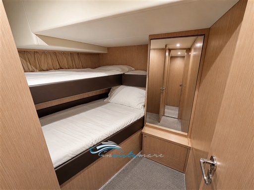 Riva 102 letti castello