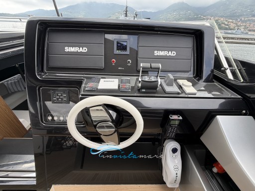 Riva 102 guida fly