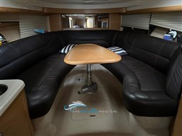 Endurance 41 dinette