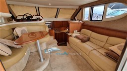 Silverton 36 dinette