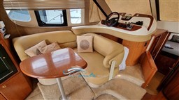 Silverton 36 dinette