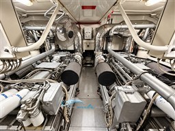 Leopard 24 motori