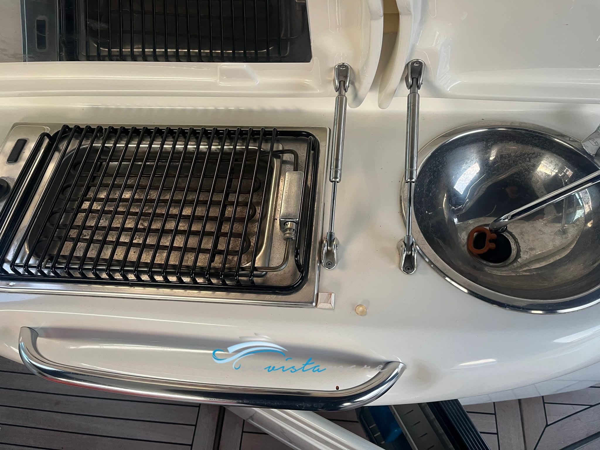 Cranchi 43 bbq