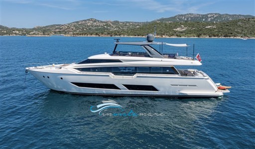 Ferretti 850 navigazione 1
