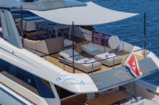 Ferretti 850 prendisole fly