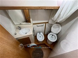 Blue Navy 430 bagno 2