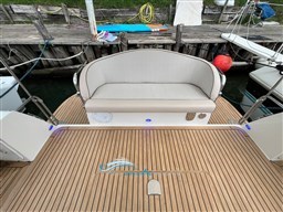 Blue Navy 430 pozzetto 2