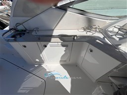 Sea Ray 335 mobile esterno