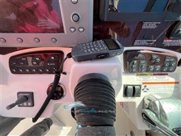 Sea Ray 335 strumentazione 1