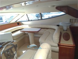 Ferretti 62 dinette