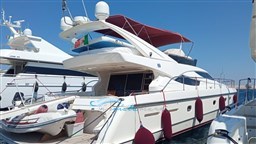 Ferretti 62 esterna 1