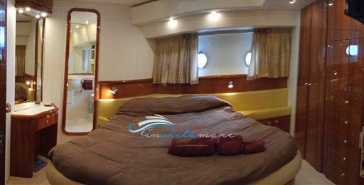 Ferretti 62 camera